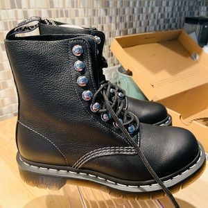 Dr Martens solid black soft leather lace up boots